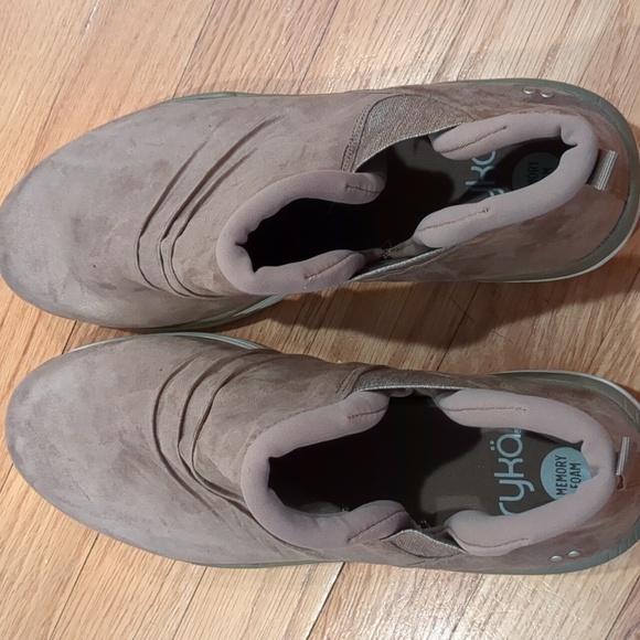 Ryka Womens Niah Faux Suede Pull On Ankle Boots memory foam 11medium - Picture 3 of 13
